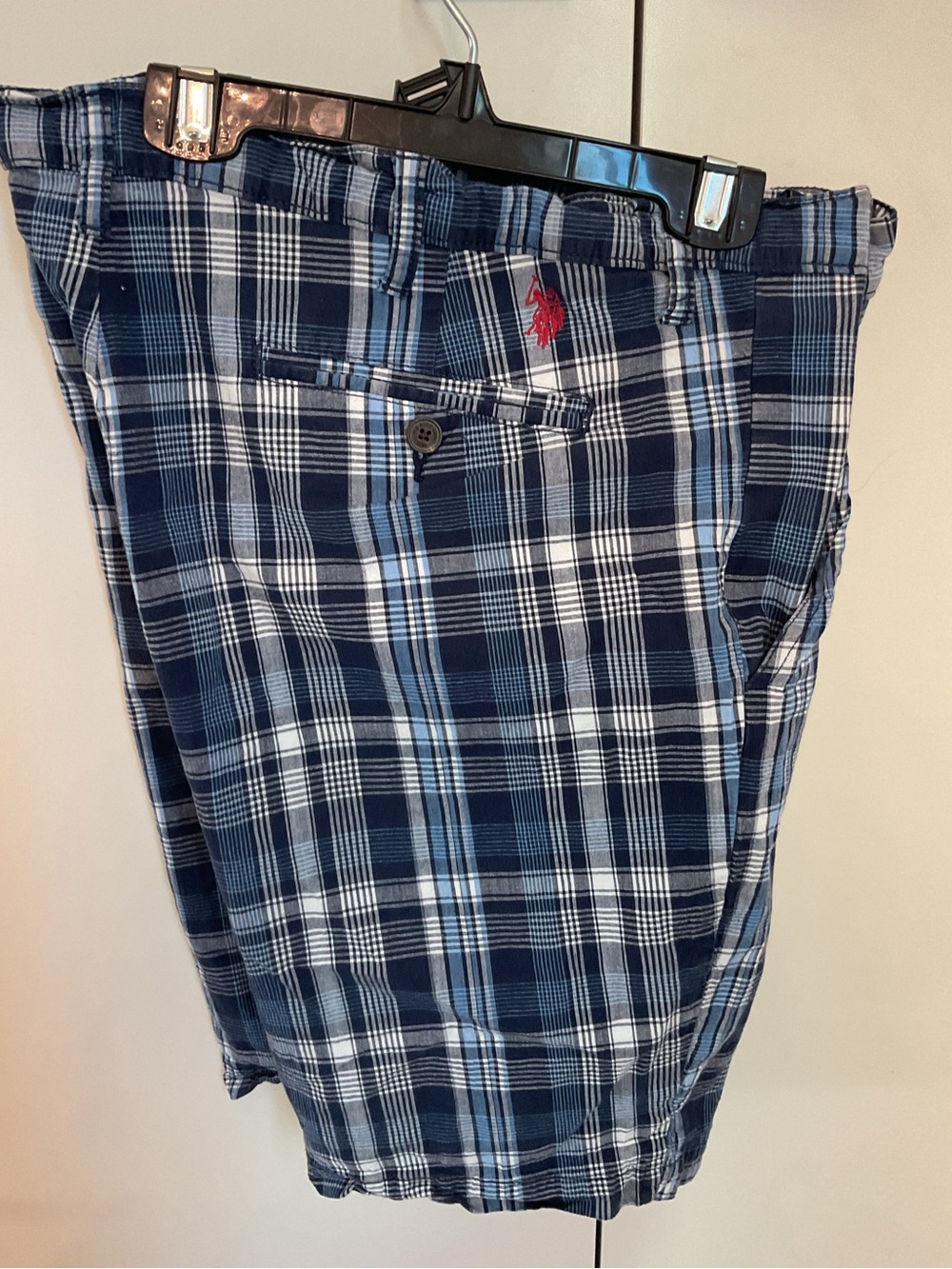 U.S.POLO.ASSN. Men's Active Stretch Blue Plaid Flat-Front Shorts.